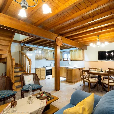 Chrysanthe Traditional Pelion House Portariá