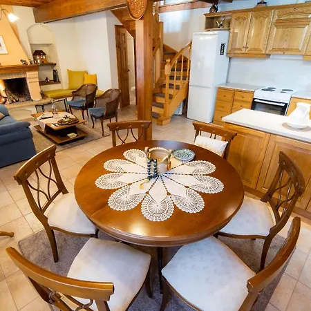 Chrysanthe Traditional Pelion House Σπίτι διακοπών Πορταριά