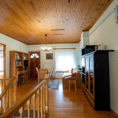 Chrysanthe Traditional Pelion House