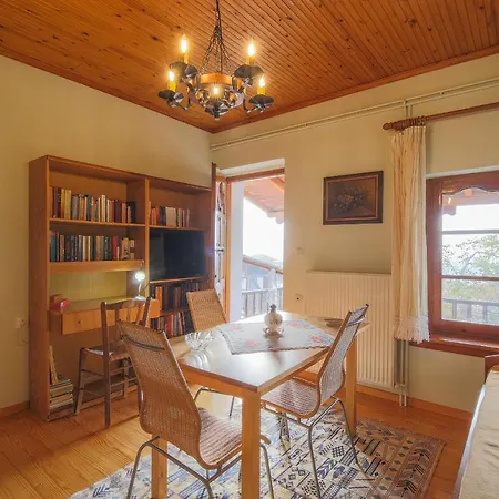 Chrysanthe Traditional Pelion House